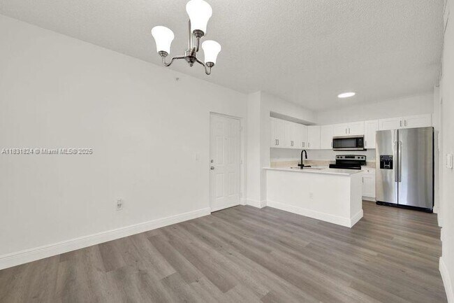 Building Photo - 2080 W Preserve Way
