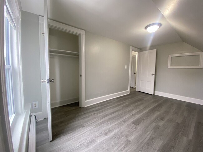 Building Photo - 2 Swetts Ct