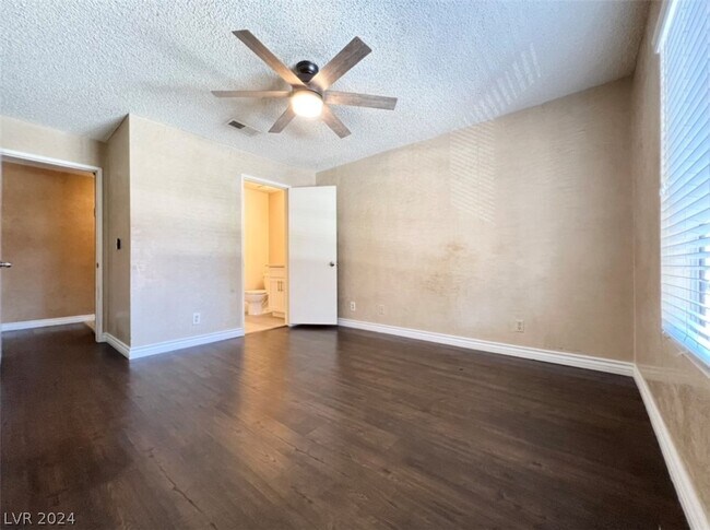 Building Photo - 2200 S Fort Apache Rd