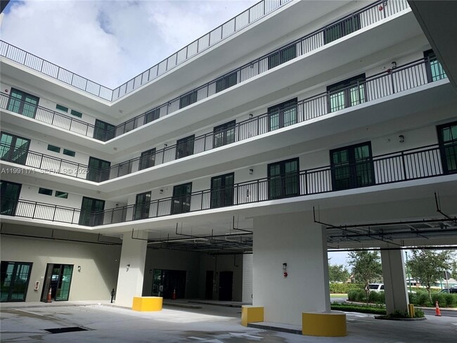 Building Photo - 4100 SW 64th Ave