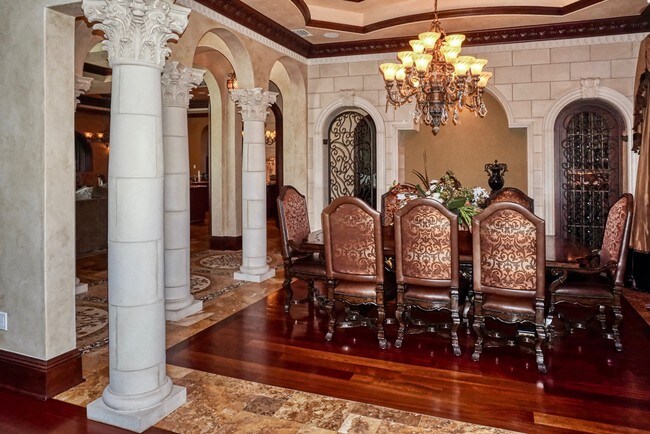 Building Photo - 1363 Oceanview Dr