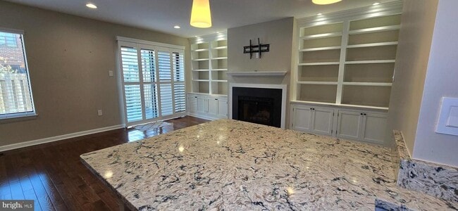 Building Photo - 503 Brummel Ct NW