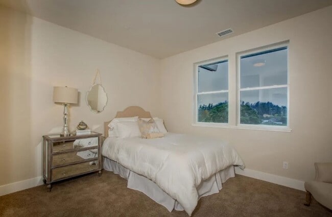 Building Photo - Modern Country Home in Petaluma – 4 Bed, 3.5 Bath | 2,753 Sq. Ft | Available December 15th