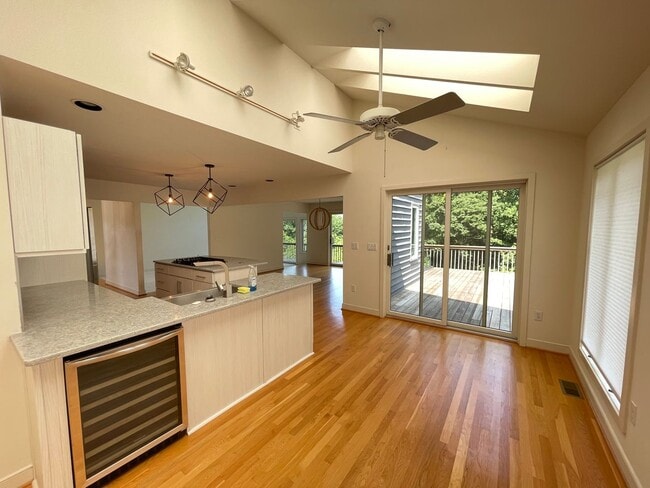 Building Photo - COMMUTERS DREAM!  PRIVATE ACREAGE STAFFORD AND MINUTES TO VRE