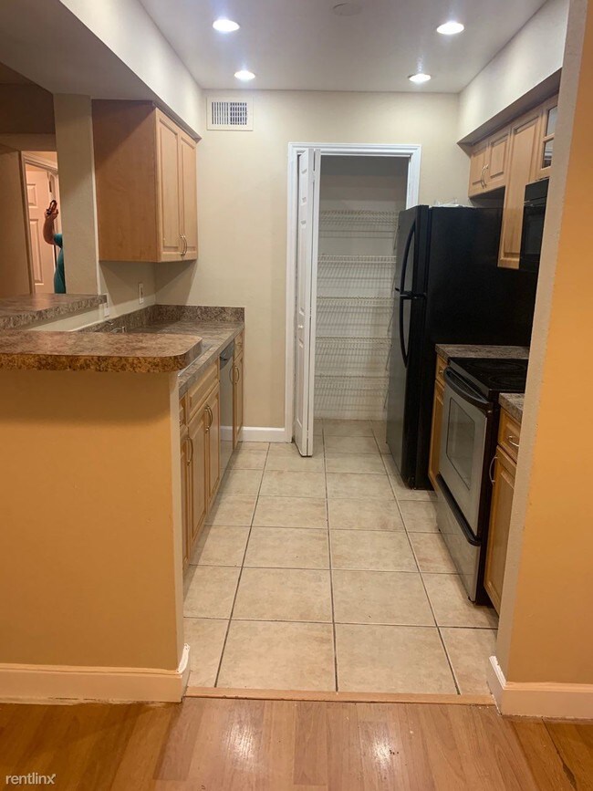 Building Photo - 2 br, 2 bath  - Sailboat Pointe 2662 1902