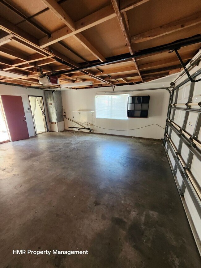 Building Photo - Beautiful House Norco