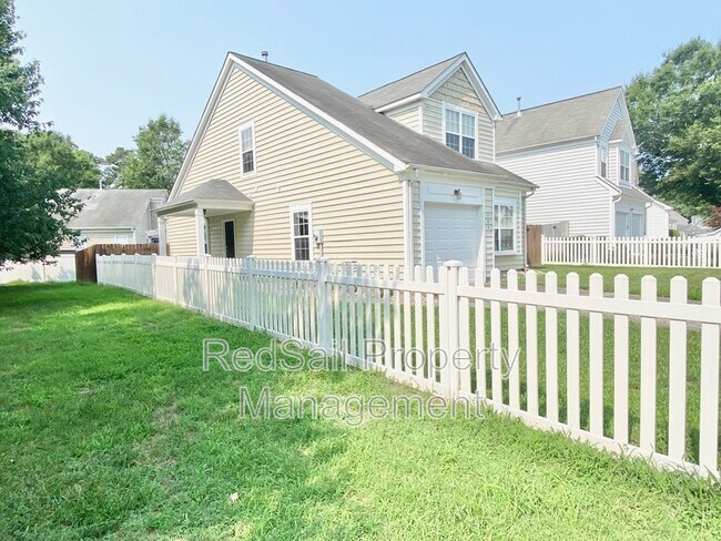 Building Photo - 405 Holmes Blvd