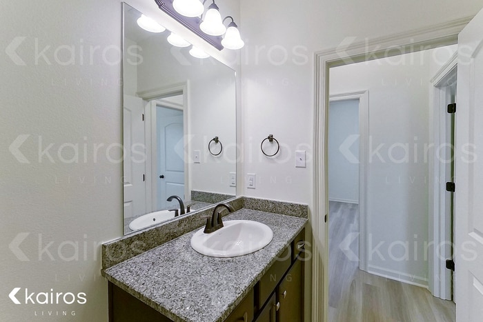 Building Photo - 207 Foggy Ln