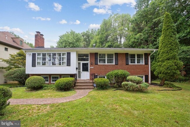 Primary Photo - 7009 Capitol View Dr