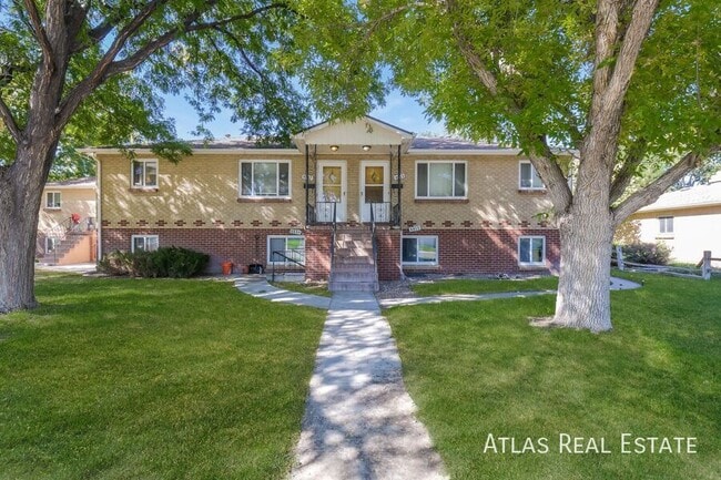 Primary Photo - 4011 Jay St