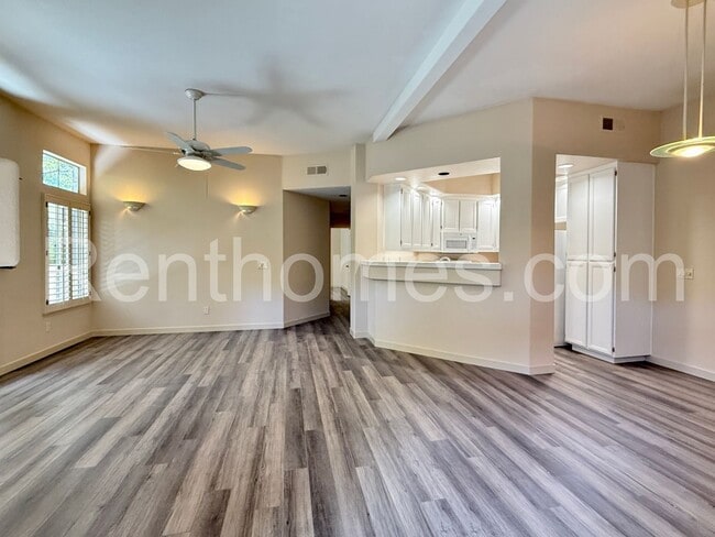 Building Photo - 11295 Provencal Pl