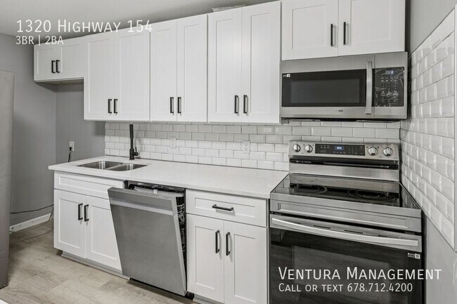 Building Photo - 1320 GA-154