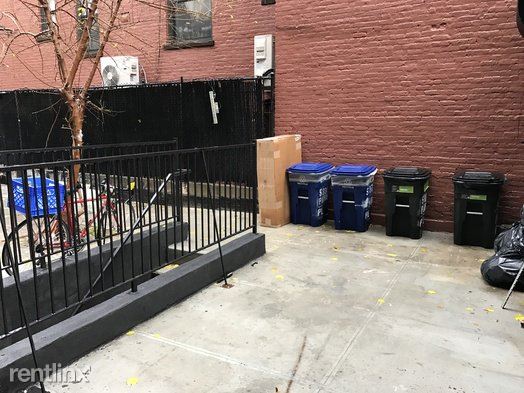 Building Photo - 537 Park Pl