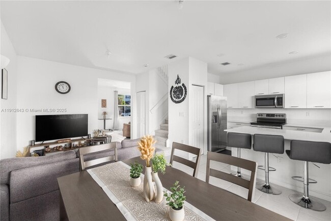 Building Photo - 12150 NW 23rd Ct