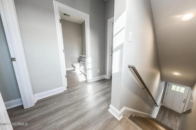 Building Photo - 53 Crew Ct