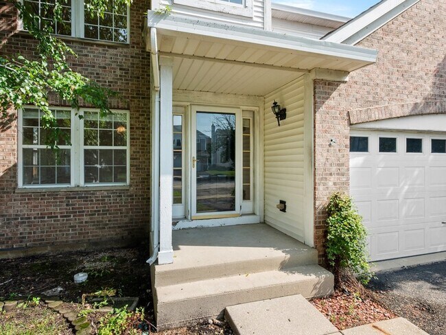 Building Photo - 2607 Flagstone Cir