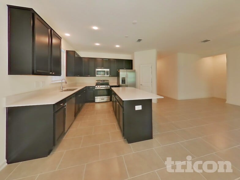 Building Photo - 33658 Sky Blossom Cir