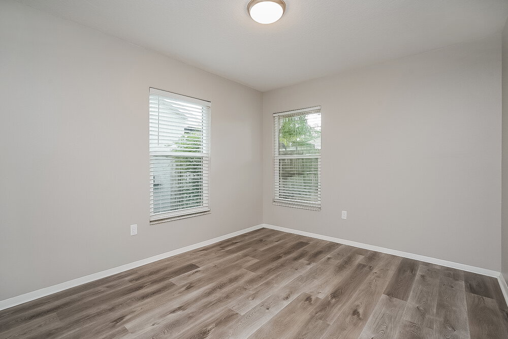 Building Photo - 1418 High Knoll Dr