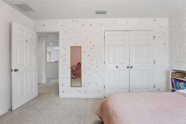 Building Photo - 1581 Swan Swim Dr