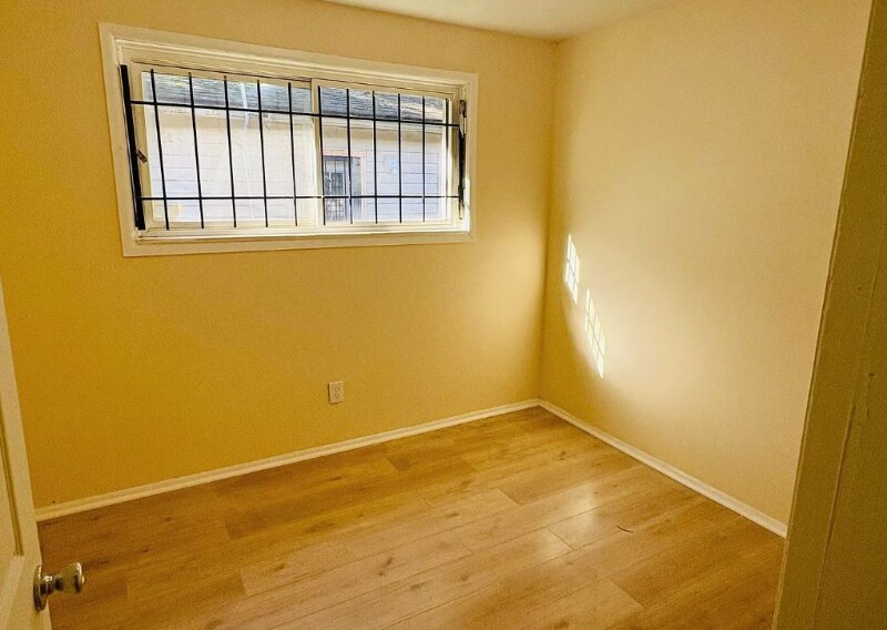 Building Photo - 15914 Dacosta St