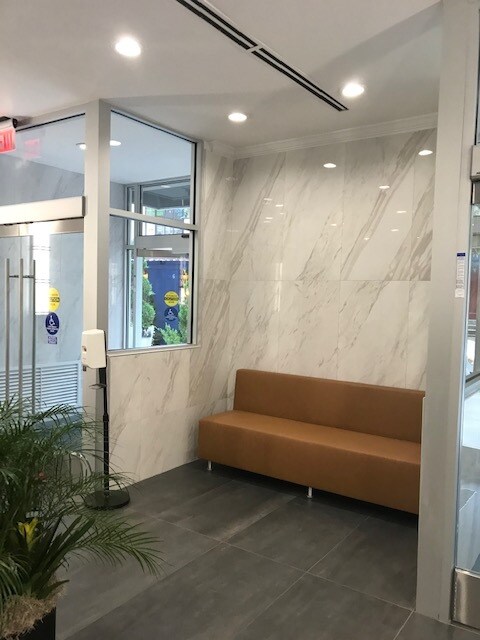 lobby - 2101 Chestnut St