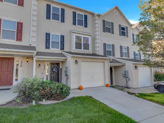 Primary Photo - 374 E Braidhill Dr