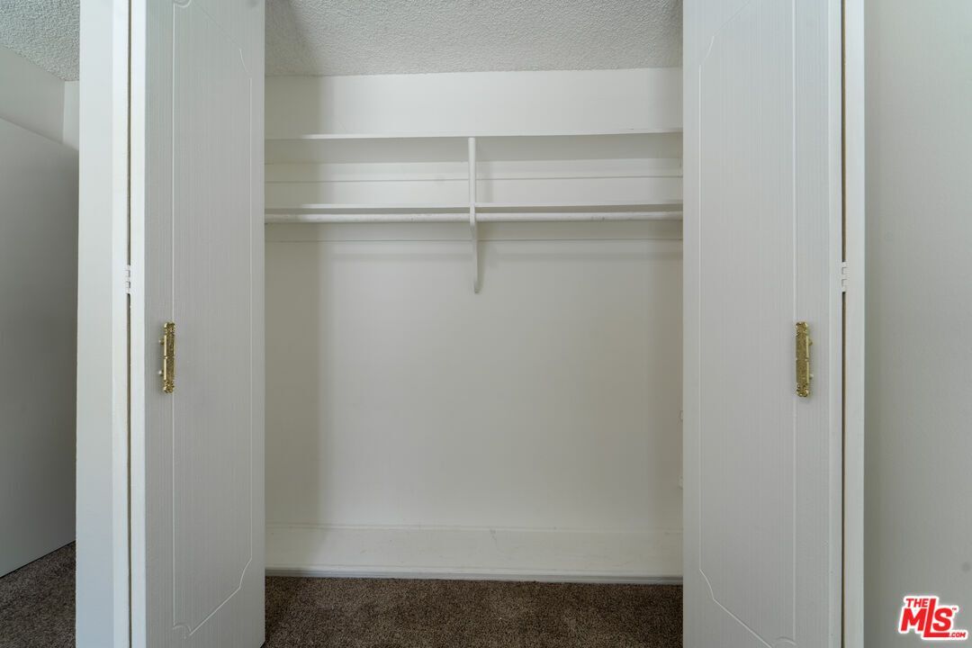 Building Photo - 3107 Hodler Dr