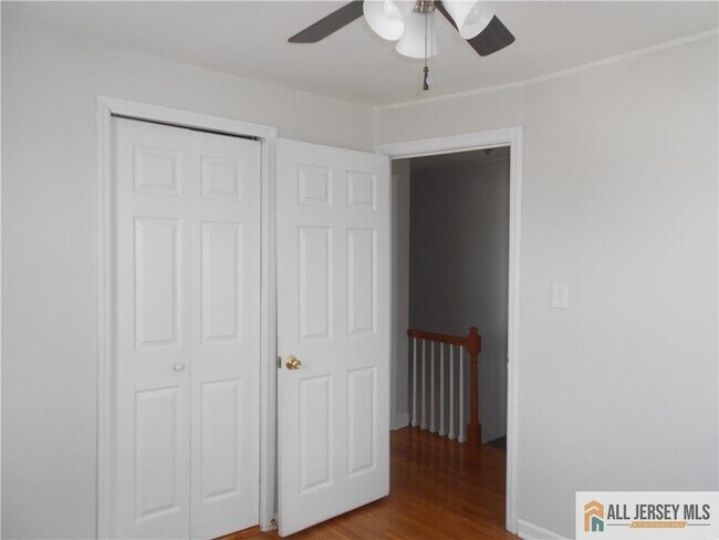 Building Photo - 431 Crows Mill Rd