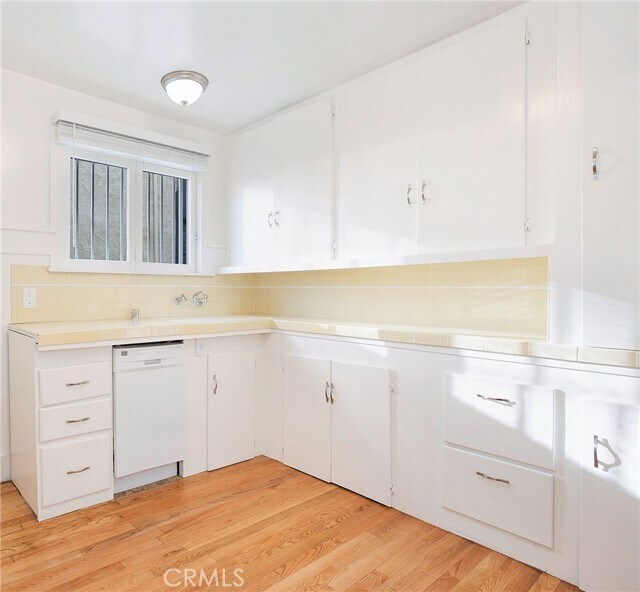 Building Photo - 5846 Harold Way