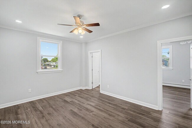 Building Photo - 605 NJ-35