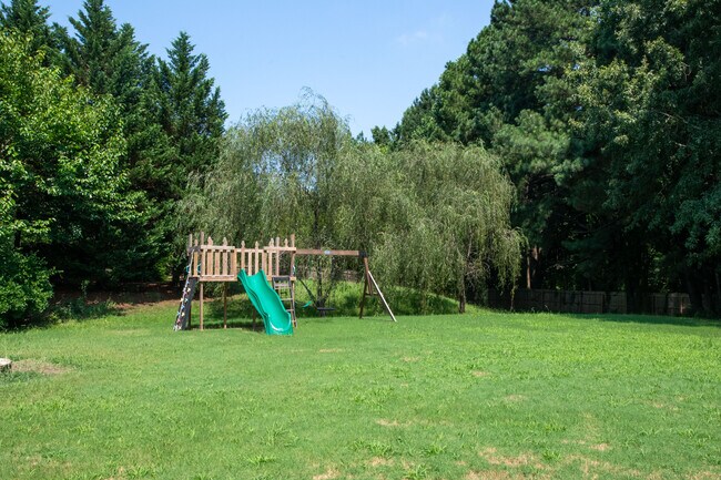Building Photo - 12420 Tetons Ct