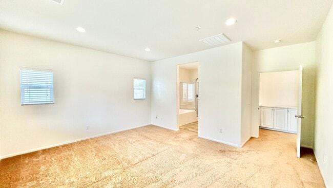 Building Photo - Lovely Two Story Home in the Newer Communi...