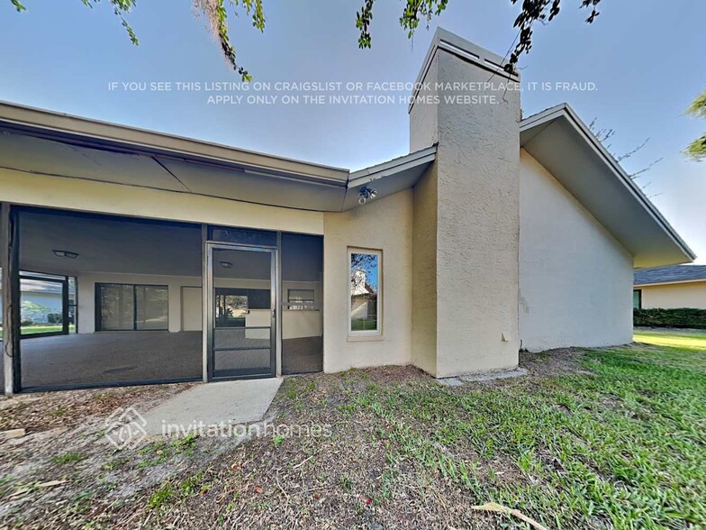 Building Photo - 9305 Pebble Creek Dr
