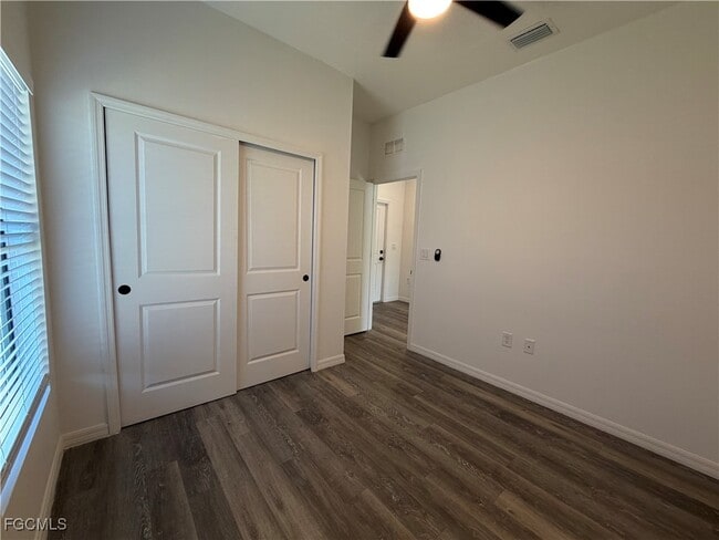 Building Photo - 5205-5207 30th St SW