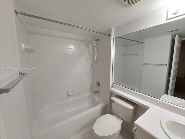 Building Photo - 2640 S University Dr