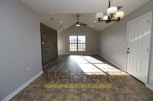 Building Photo - 3 bedroom, 2 bath home in Marmaduke