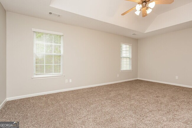Building Photo - 570 Tuscan Cove