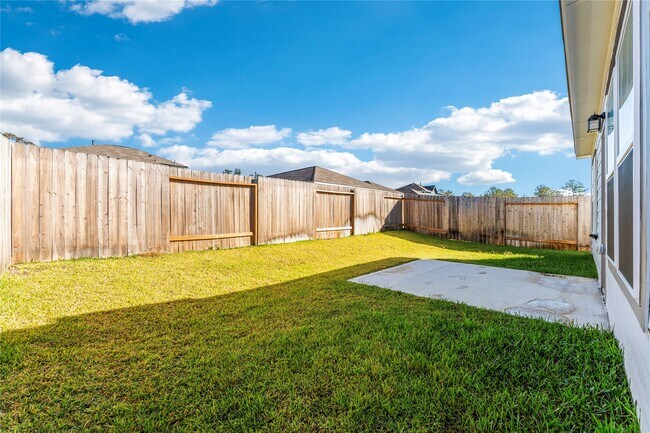 Building Photo - 16215 Globetrotter Ct