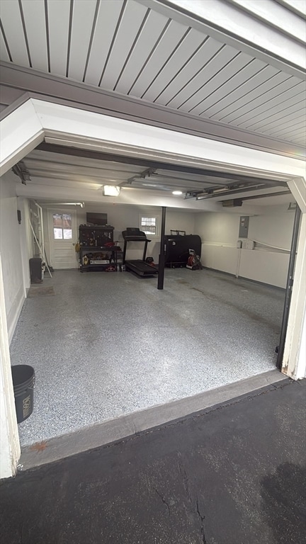 Building Photo - 14 Elizabeth Rd