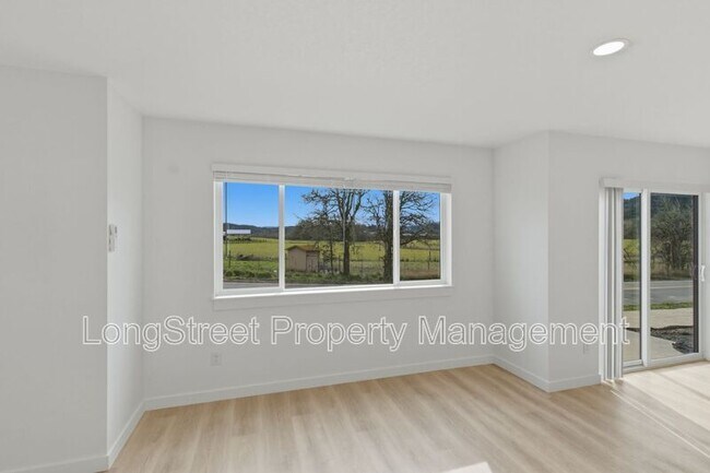 Building Photo - 818 S 19th St