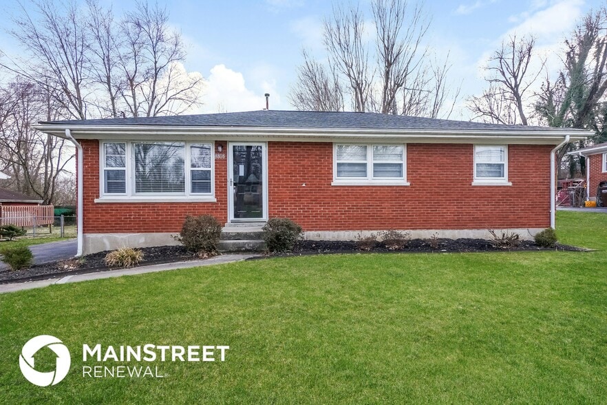 Building Photo - 8808 Fernview Dr