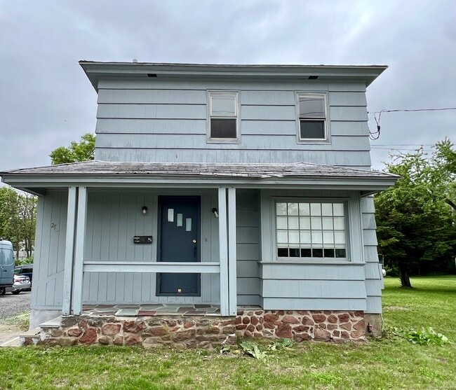 Primary Photo - 270 East St