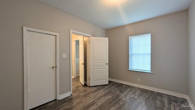 Building Photo - 3500 W Cervantes St
