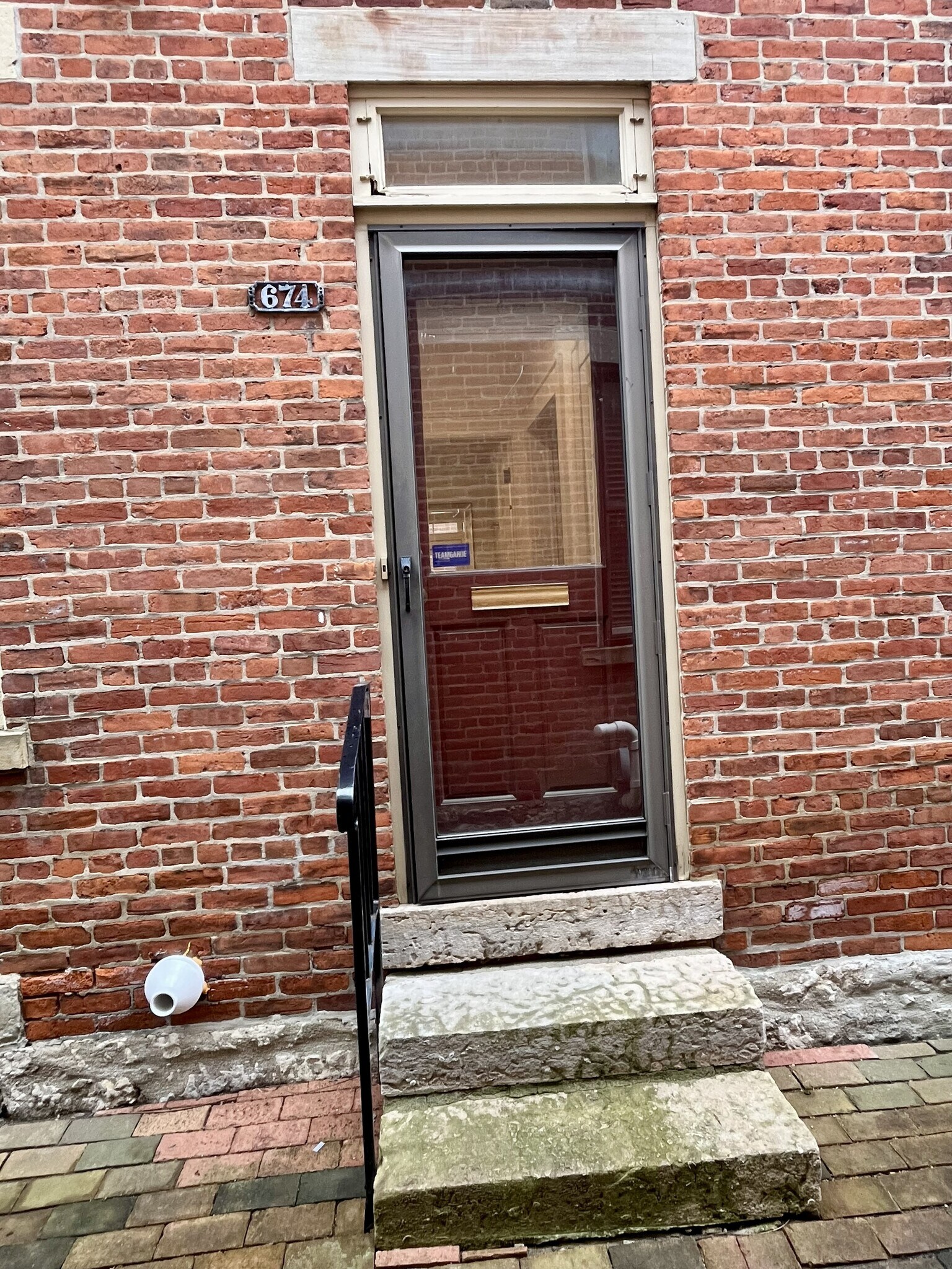 Building Photo - 674 Mohawk