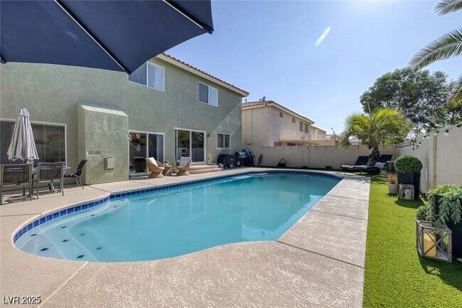 Building Photo - 442 Staghorn Pass Ave