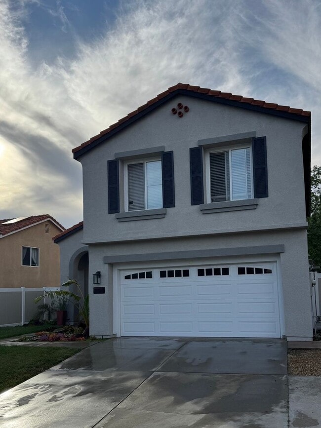 Building Photo - Welcome Home to Your Temecula Retreat!