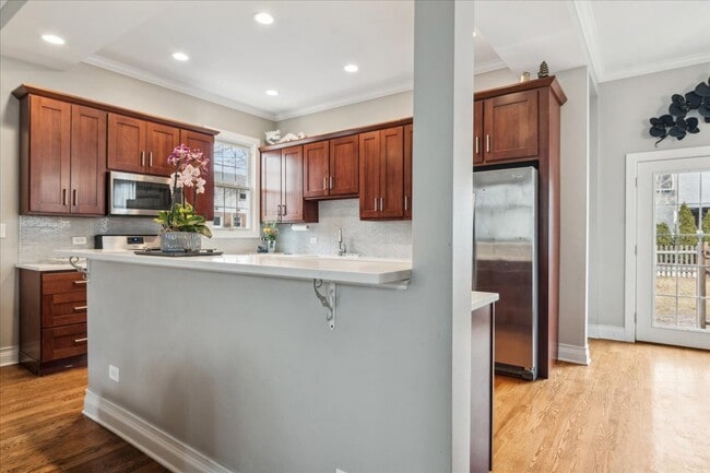 Building Photo - 1334 Wilmette Ave