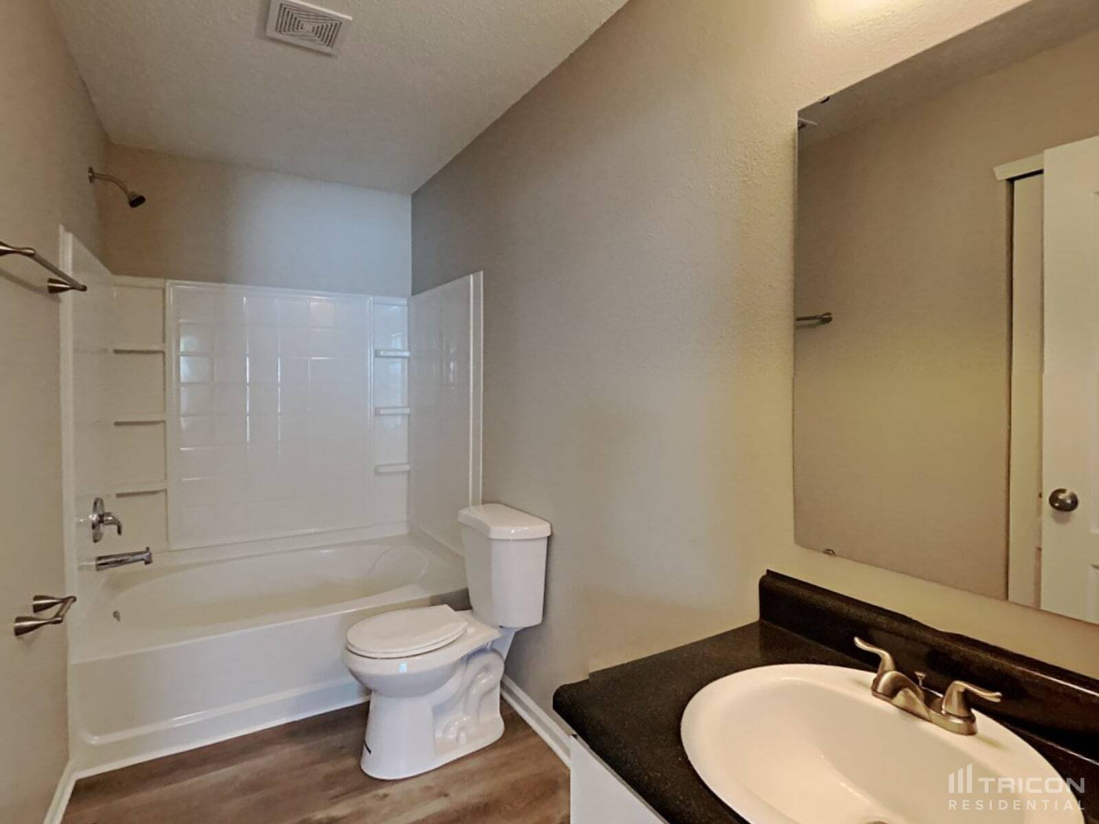 Building Photo - 6238 Monteo Ln