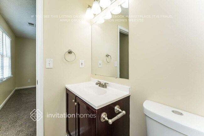 Building Photo - 452 Tower Pl