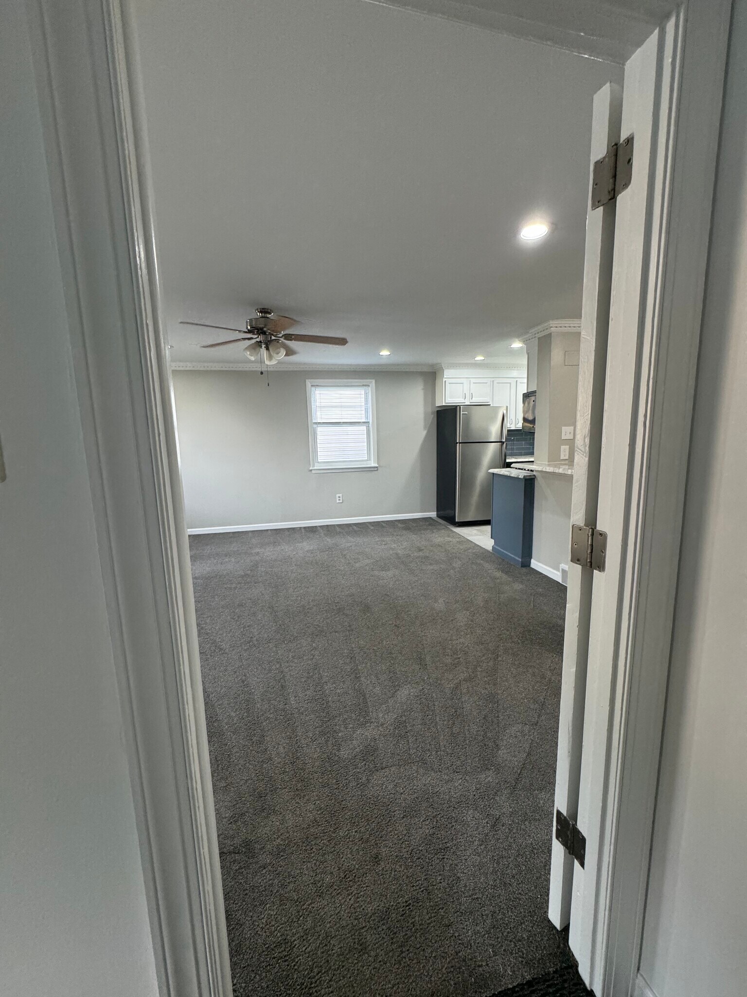 Building Photo - 118 3rd Ave